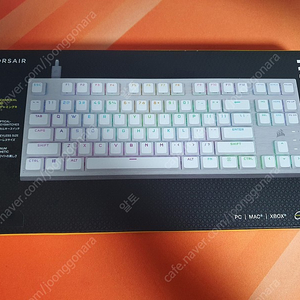 커세어 K60 RGB PRO TKL 영문 OPX축 화이트 키보드 팝니다