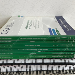 CFA 2019 커리큘럼 책 + 와우패스 책