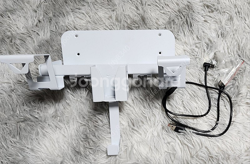 PS5 벽걸이 거치대 판메합니다(택포)--0