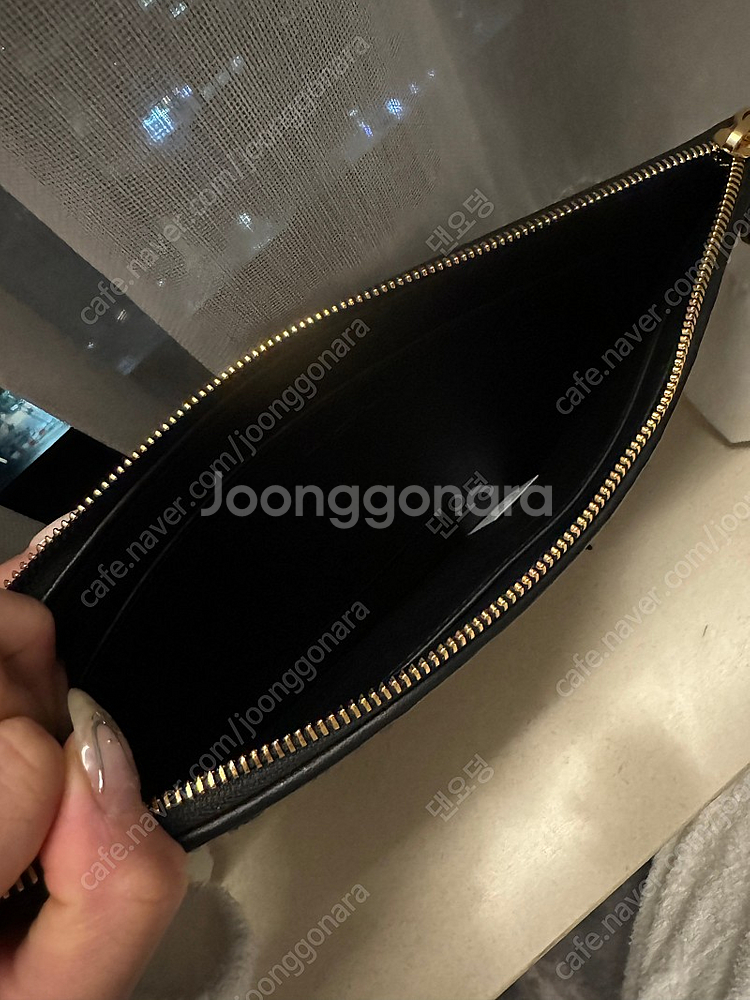 디올 신상클러치백 팔아요 거의새거--2