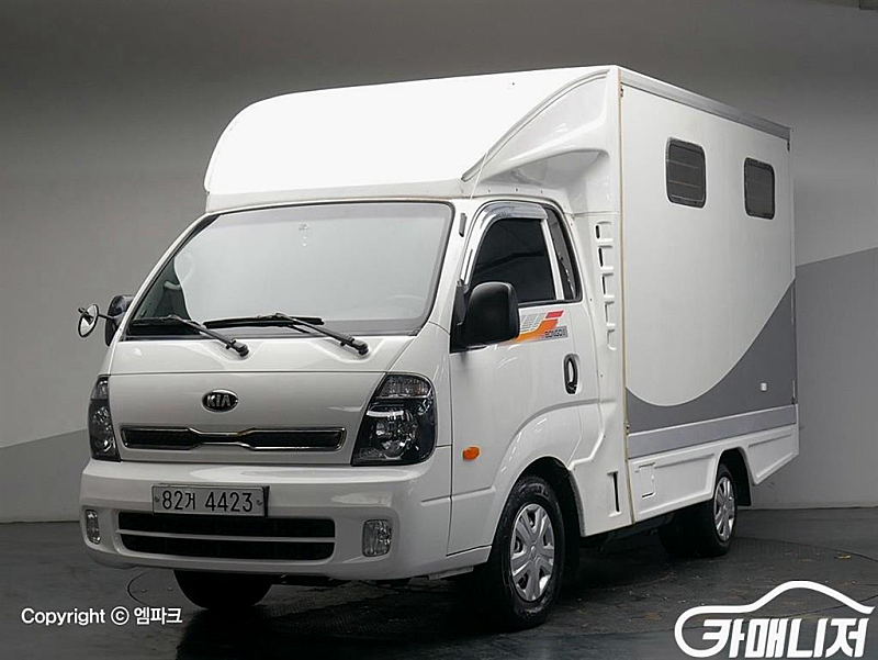 [기아]봉고3트럭 워크스루밴 1톤 초장축 킹캡 CRDi 럭셔리 2019 년 49,581km