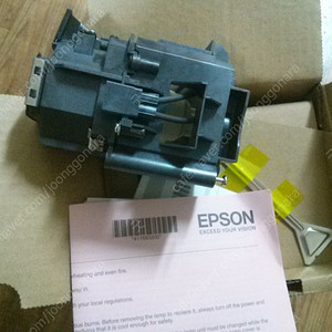 EPSON (ELPLP63) EB-G5650W 순정품 램프 램프만15만 새것