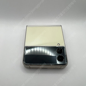 삼성 Z플립3 플립3 크림 256G 깨끗한폰 16만원에 판매합니다.