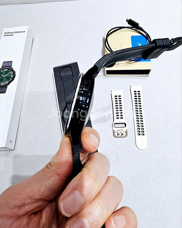 갤럭시 워치6 클래식 블랙 47mm 블루투스 S급 풀박--4