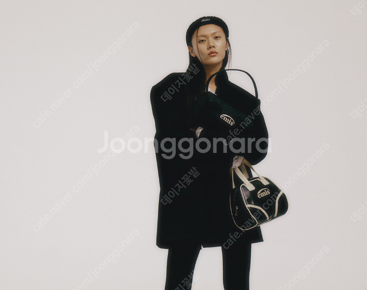 이미스 빈티지 가방 구해요--0
