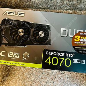 ASUS (아수스) DUAL 지포스 RTX 4070 SUPER 12G EVO OC D6X 12GB 미개봉 새제품