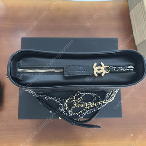 [CHANEL] 샤넬 가브리엘 호보 클래식 AS1521 Y61477 94305 (블랙 + 램스킨) (미개봉 새상품)