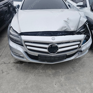 벤츠 W218 CLS350 폐차, 모든 부품판매합니다.