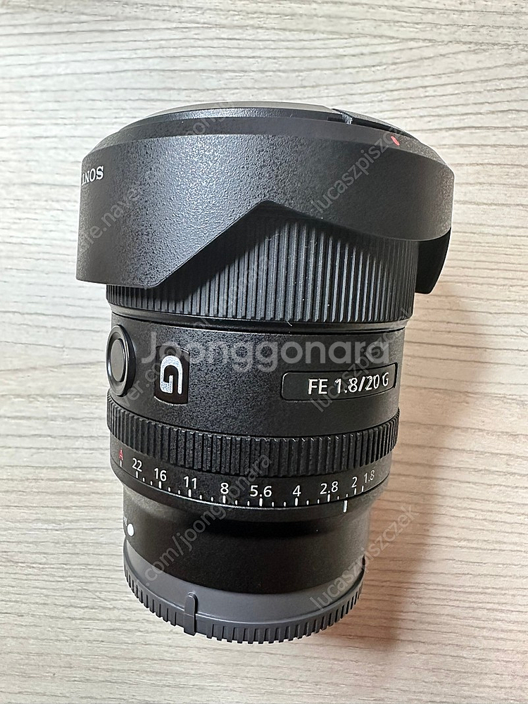소니 20mm f1.8 렌즈 판매합니다.--0