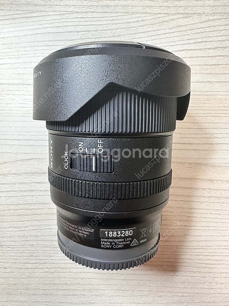 소니 20mm f1.8 렌즈 판매합니다.--1