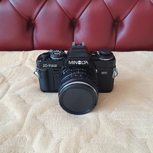미놀타 X-700 필름카메라 (배송비,렌즈 포함)