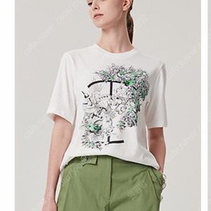 한섬 타임 벨벳 블록 프린팅 티셔츠