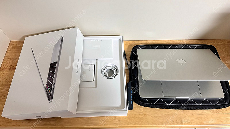 2018 맥북 프로 13인치 512 터치바 미국출시 풀박스--0