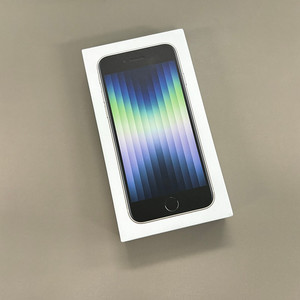 (풀박스)아이폰SE3 화이트색상 64용량 배터리100% 새상품컨디션 초S급단말기 32만 판매합니다