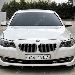 BMW5시리즈 (F10) 528i xDrive중고차 할부 리스 카드 전액할부 가능합니다