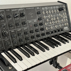 Korg ms-20 kit 판매합니다.