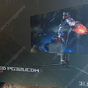 ASUS PG32UCDM 모니터 팝니다.