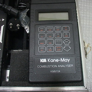 ,영국산 KM 9104 COMBUSTION ANALYZER,연소 분석기,휴대용 연소 가스 분석기 FA · 로봇 · 제어 : 분석기/측정기