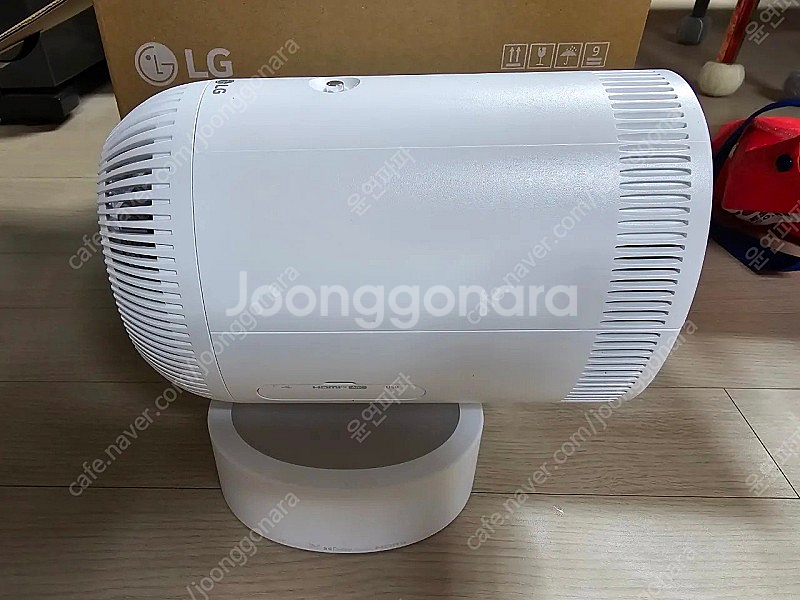 가격내림)LG 시네빔 PU700R 빔프로젝터 판매합니다--2