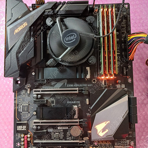 반본체 I9 9900K+Z390 AORUS+DDR4 3200aa 32GB