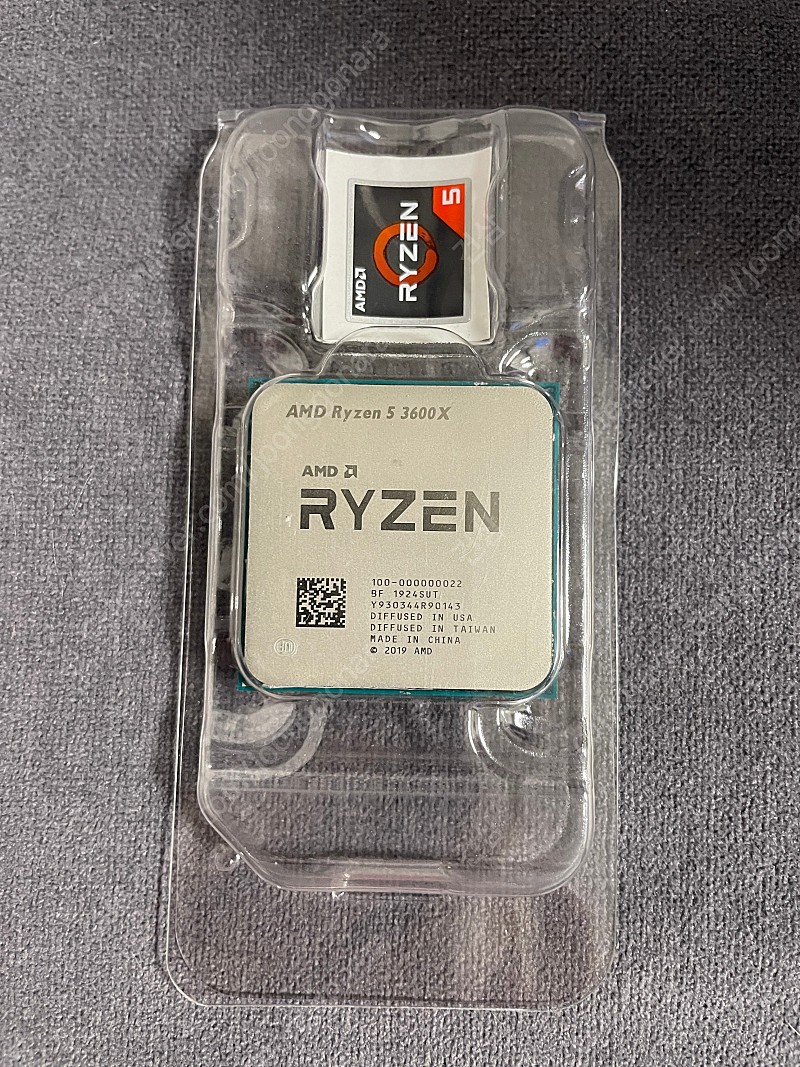 [CPU] AMD 라이젠 3600X 팝니다. (7만5천원/택배비 포함)