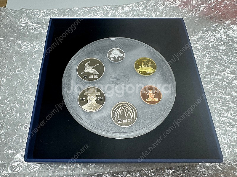 한국은행 70주년 기념주화--1