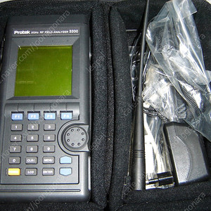 RF FIELD ANALYZER ( Protek3200 )