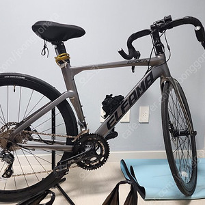 2024년 엘파마 에포카 디스트 E2000D 입문용 로드자전거 팝니다.