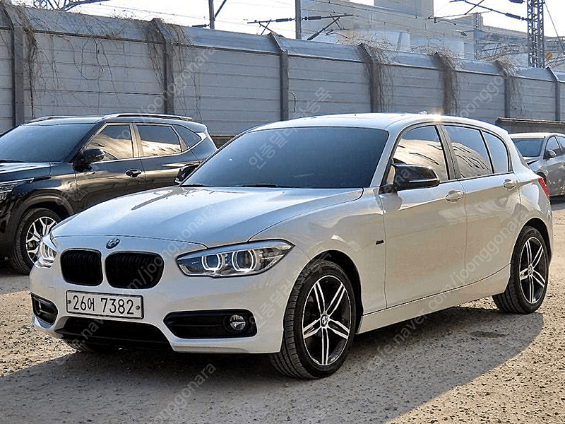 BMW1시리즈 (F20) 118d 스포츠중고차 할부 리스 카드 전액할부 가능합니다