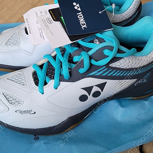 배드민턴화 요넥스 새제품 245