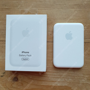 애플 맥세이프 배터리팩 apple iPhone Battery pack MagSafe