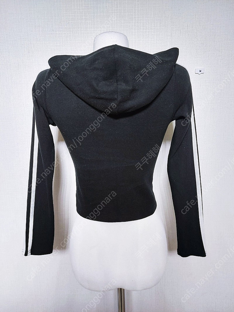 젝시믹스 여성필라테스 후드티 크롭 탑 77 블랙 삼선 L 이미지