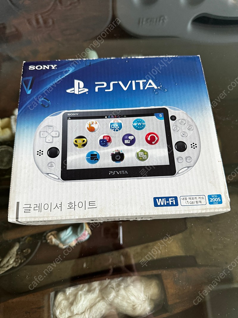 Psp vita 2세대 글래셔화이트 256팝니다