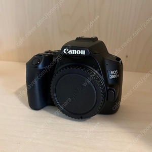 캐논 200d2 dslr 카메라 풀 박스 판매합니다.