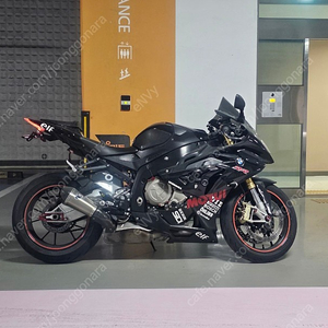 s1000rr 2011년 51xxxkm 구변완료 튜닝다수