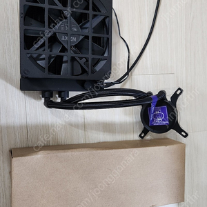 NZXT 1열 140mm AIO 수냉쿨러