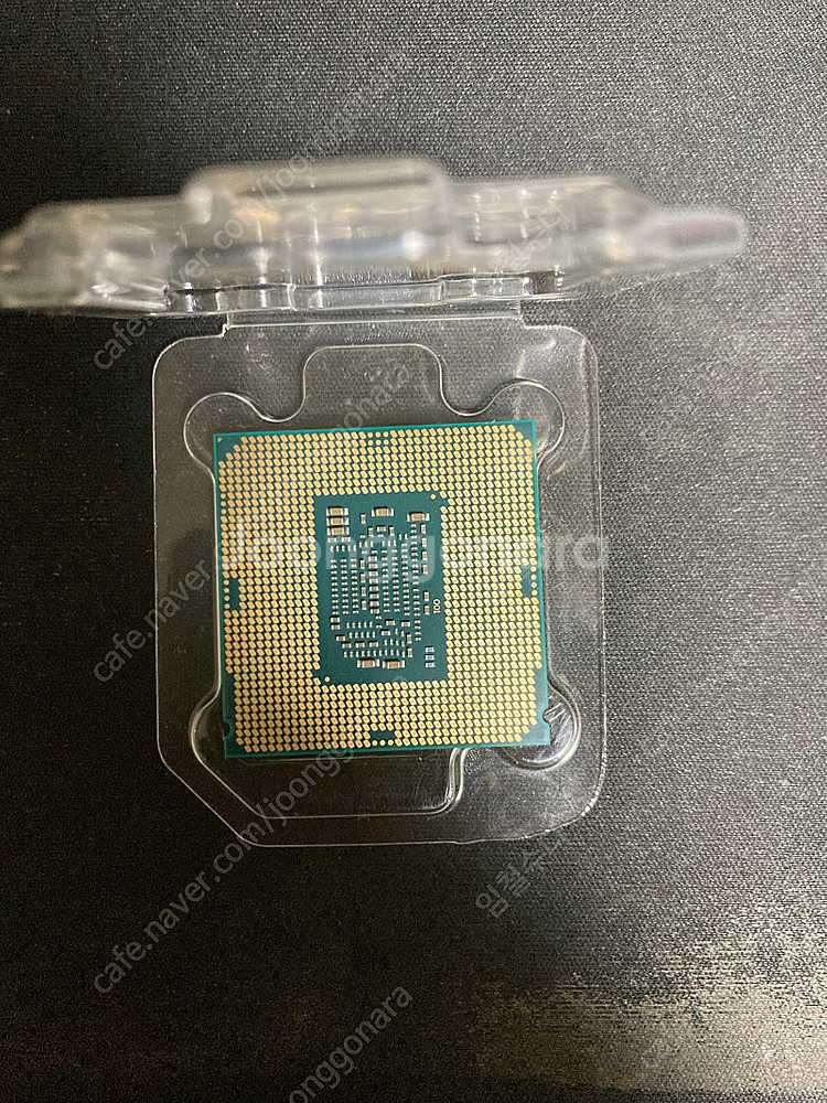 인텔 i7-7700K 뚜따된거 팔아요--1
