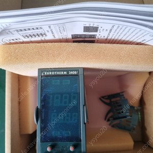 Eurotherm 2408f Controller  미사용분 판매합니다