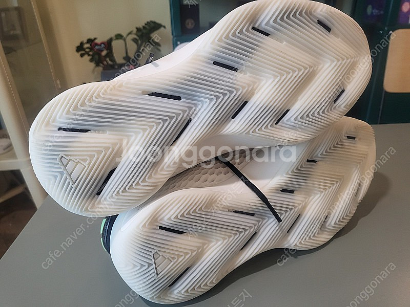 농구화 A.e1 280사이즈 중고팝니다.--4