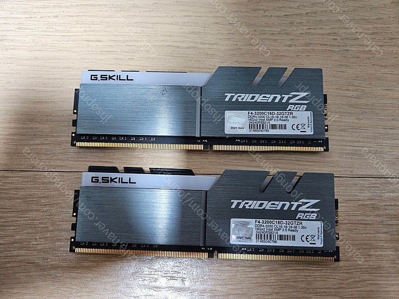 지스킬 DDR4 트라이던트Z RGB 3200 CL16 튜닝램 16G 2개