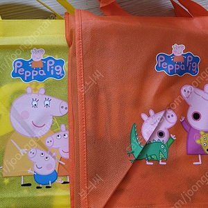 페파피그(Peppa Pig) 원서 노랑이(CD 포)+주황이(CD 포)+스티커북(새거)+기타 등등