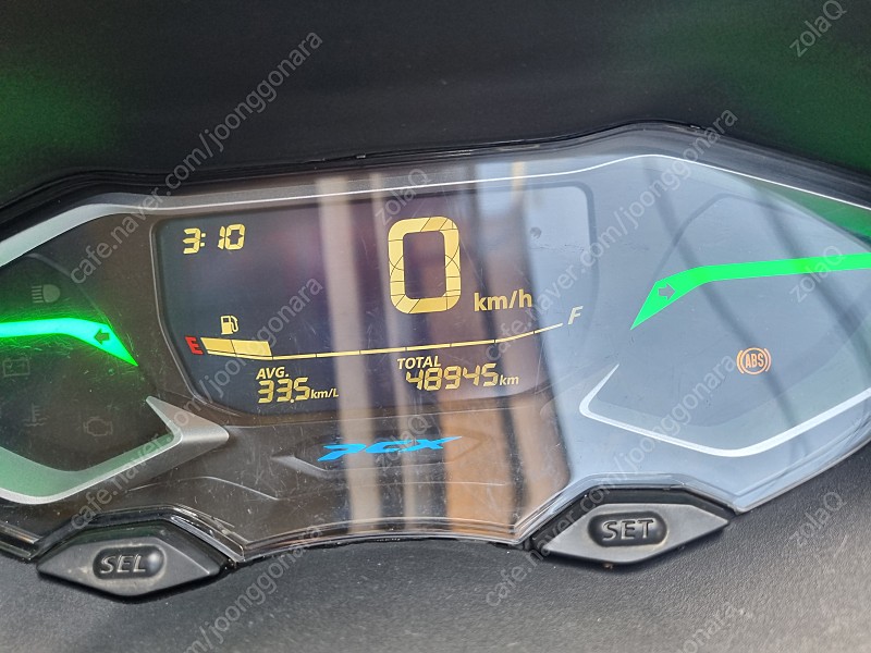 Pcx 125 abs 22년식 팝니다.--0