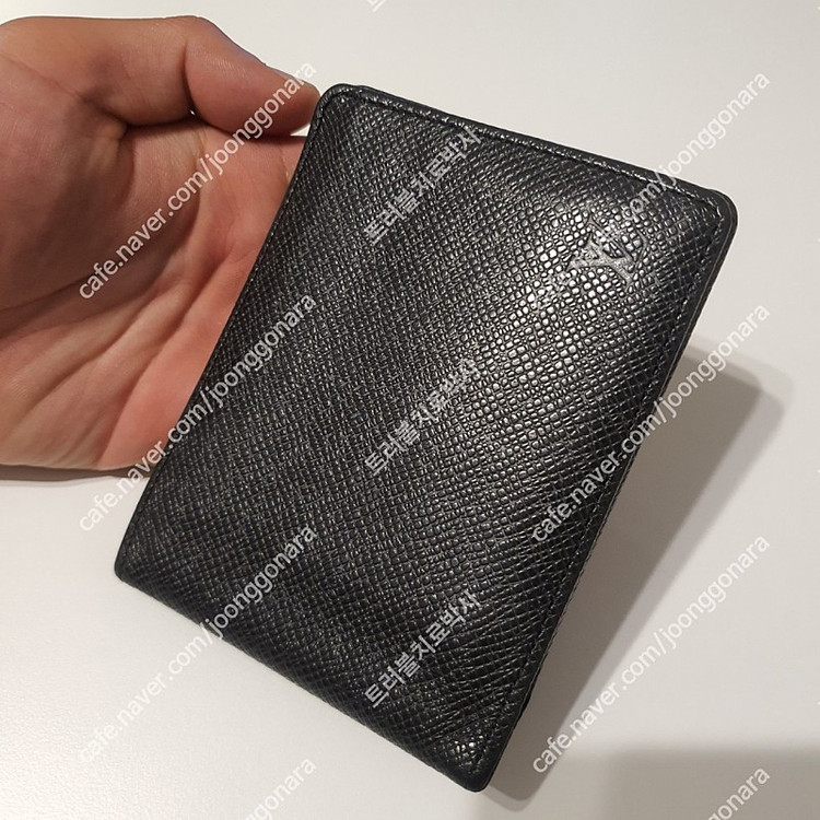 정품 루이비통 타이가 남자 반지갑 이미지