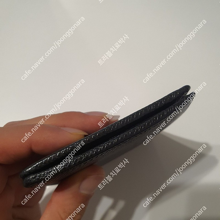 정품 루이비통 타이가 남자 반지갑 이미지