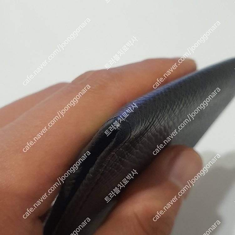 정품 루이비통 타이가 남자 반지갑 이미지