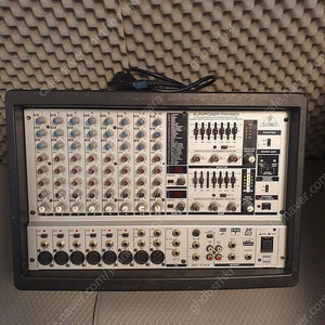 베링거 Behringer 880W 10채널 파워드 믹서 Europower PMH880s