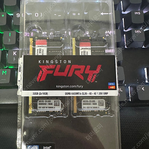 Kingston Fury Impact 32GB(2x16GB) 6400MT/s CL38 노트북 ddr5 xmp 메모리 팝니다.