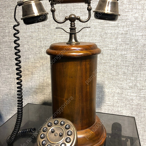 오래된 전화기