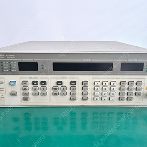 HP/AGILENT 8657B 2060MHz SIGNAL GENERATOR(HP 8657A)