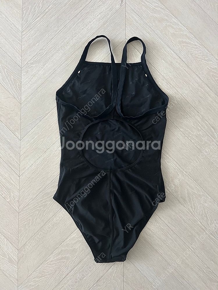 아레나 스미스 딸기 수영복--2